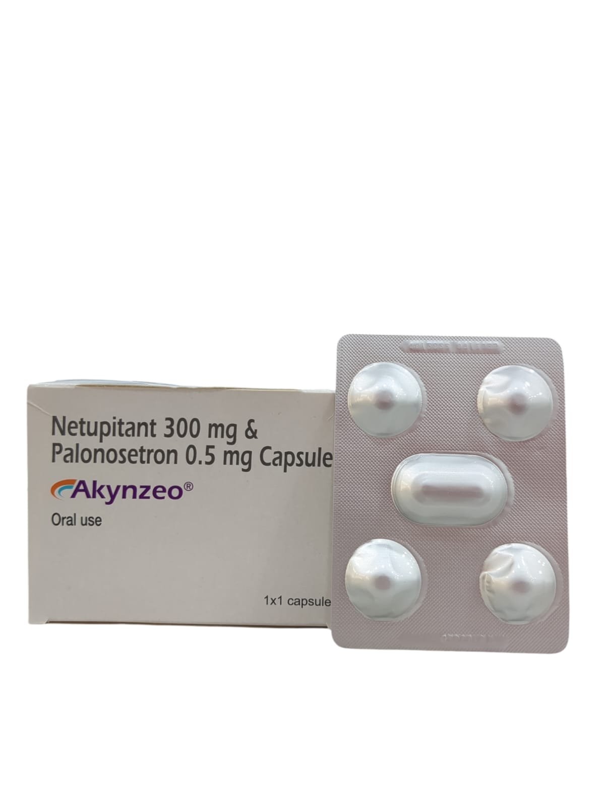 Akynzeo 300mg/0.5mg Capsule